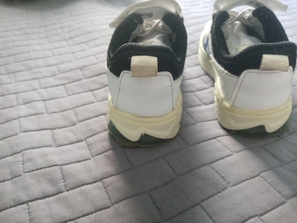 Renkli Baskılı Beyaz Erkek Çocuk Spor Ayakkabı - Görsel 4