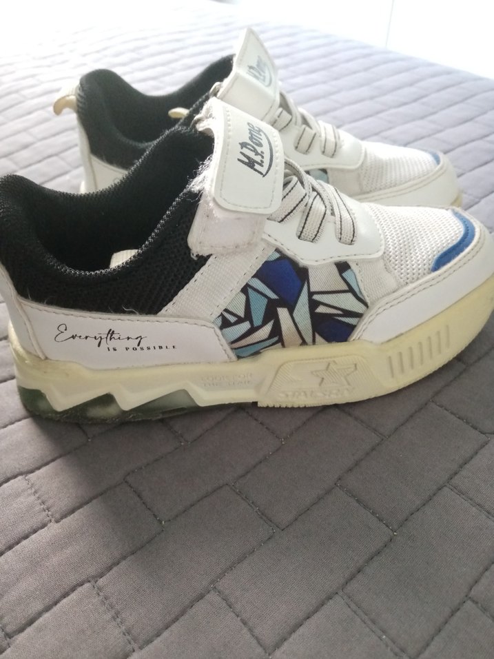 Renkli Baskılı Beyaz Erkek Çocuk Spor Ayakkabı - Görsel 2