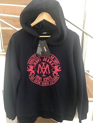 Kışlık kapşonlu sweatshirt