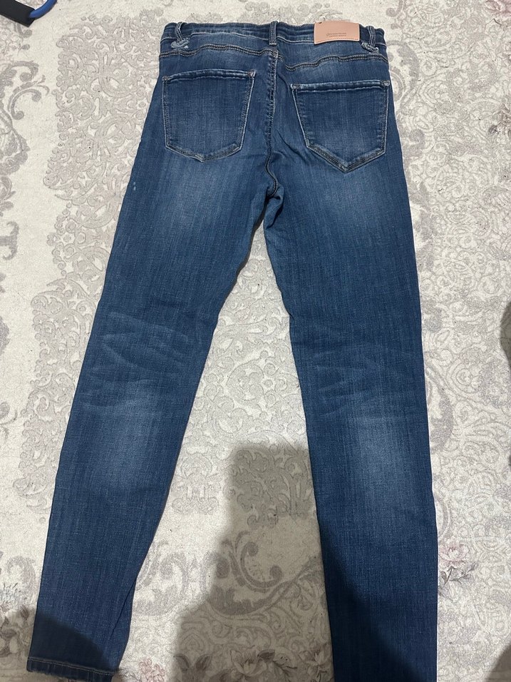 Kadın stradivarius Yırtık Detaylı Kot Pantolon - Görsel 2