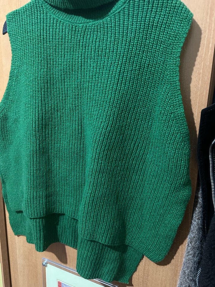 Yeşil Boğazlı Kolsuz Örgü Triko L beden - Görsel 2