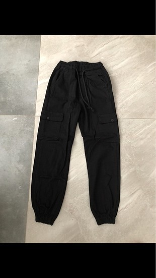 H&M 4 adet pantolon