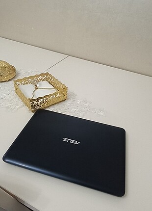 ASUS BİLGİSAYAR