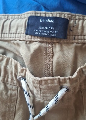 Bershka Cok Acik Yesil Straight Fit Pantolon