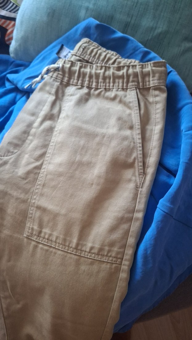 Bershka çok açık yeşil Straight Fit Pantolon — görsel 3/8