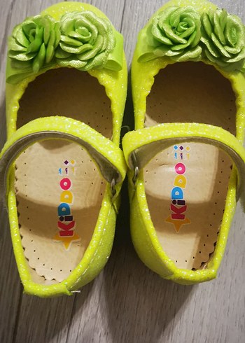 Sarı Çiçekli Fırfırlı Kız Babet Ayakkabı - Görsel 3