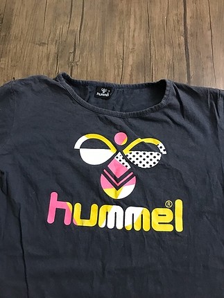 m Beden Hummel tişört