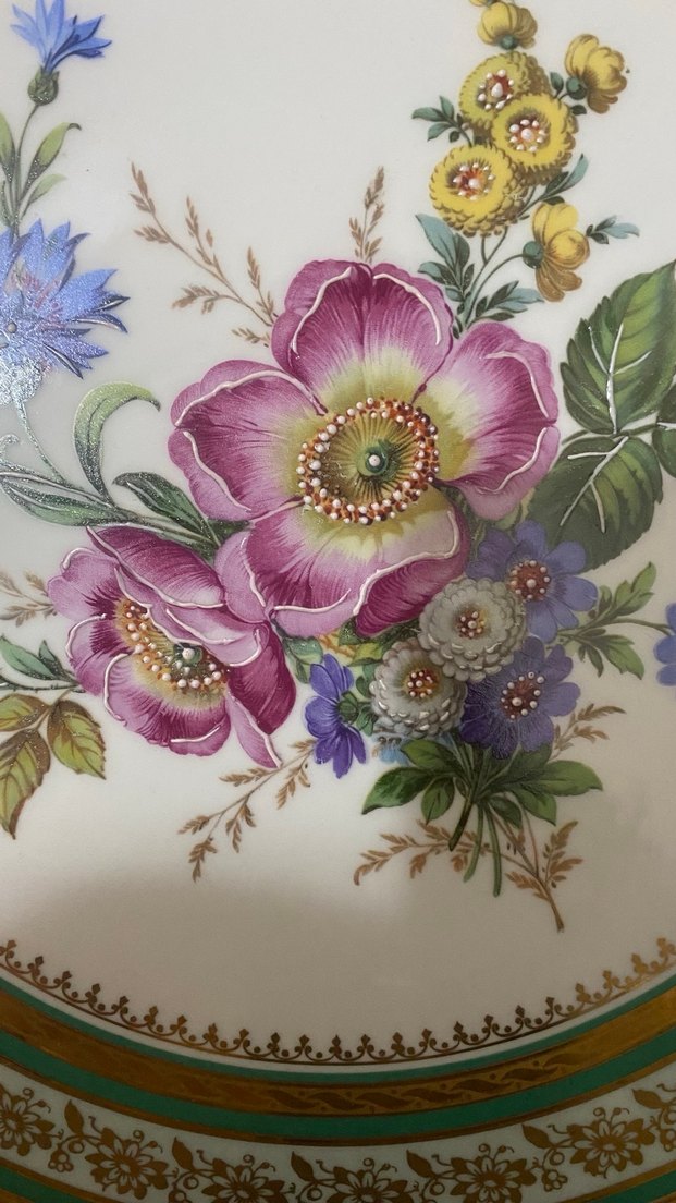 Altın Detaylı Çiçek Desenli Dekoratif Tabak - Görsel 2