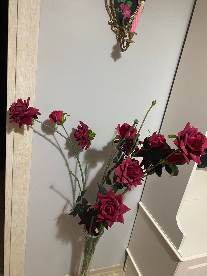 Bordo Gül Detaylı İnce Cam Vazo - Görsel 3