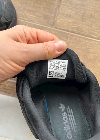 Adidas Ozelia Spor Ayakkabısı 38,5 - Görsel 8