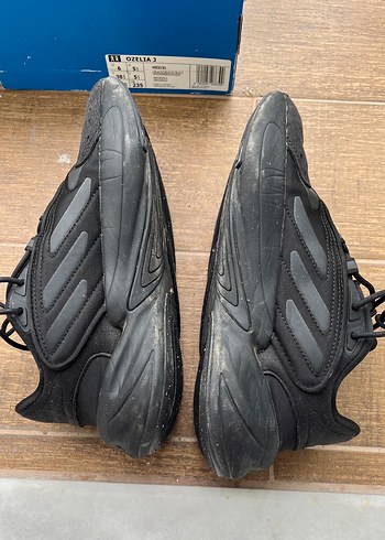 Adidas Ozelia Spor Ayakkabısı 38,5 - Görsel 4