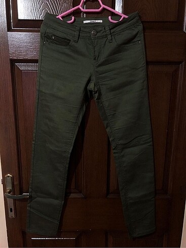 Yeşil pantolon