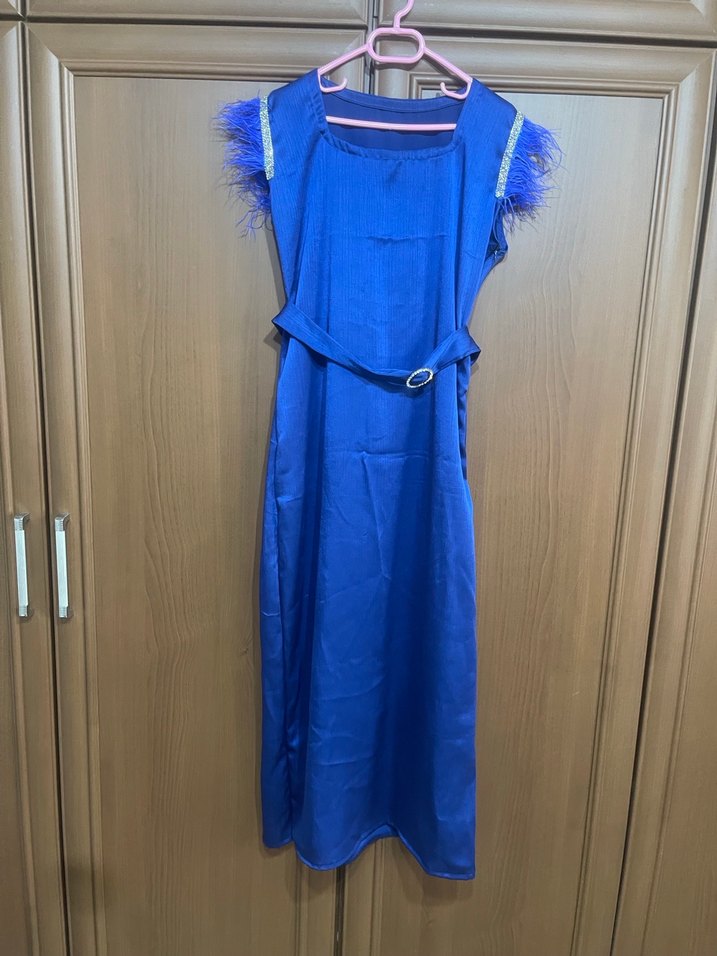 Özel dikim saten elbise - Görsel 5