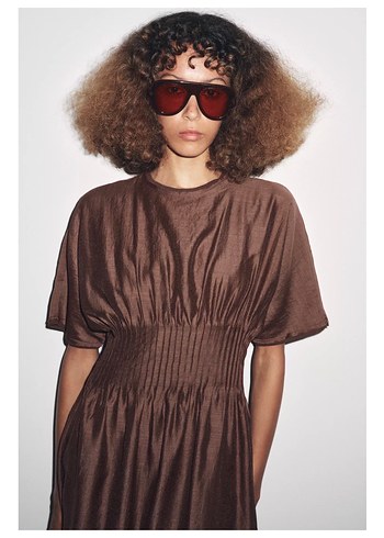 Zara Parlak Bej Uzun Elbise - Görsel 2