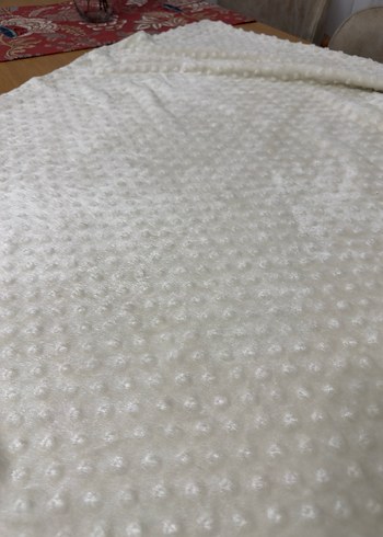 Beyaz Parlak Çocuk Battaniyesi - Görsel 2