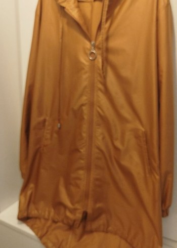 Bej Parlak Midi Kadın Yağmurluk - Görsel 3