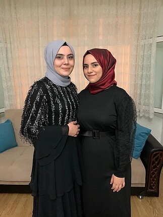 l Beden siyah elbise