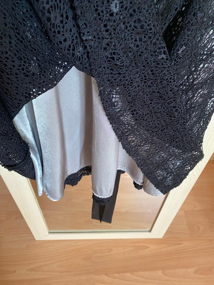 Dantel Detaylı Siyah Midi Elbise - Görsel 5