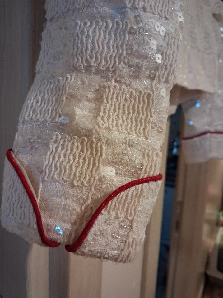 Kız Çocuk İşlemeli Beyaz Bolero - Görsel 4