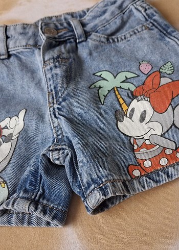 LC Waikiki Kız Çocuk Renkli Baskılı Denim Şort
