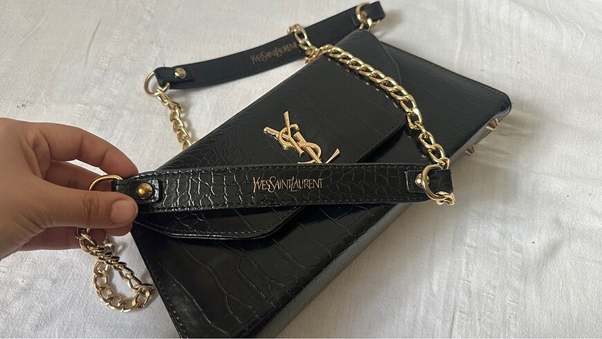  Beden siyah Renk YSL çanta