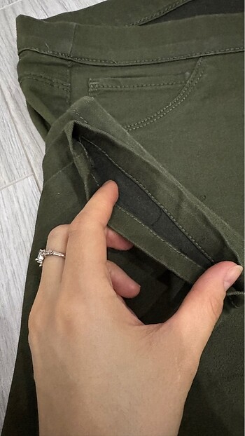 44 Beden haki Renk Likralı dar paça kot pantolan