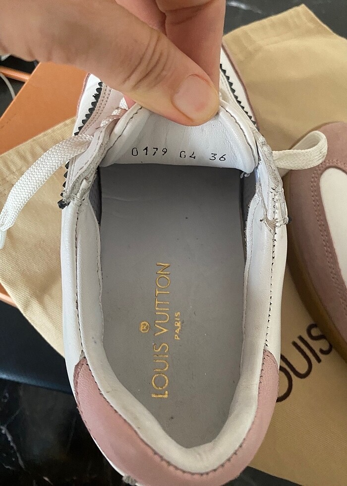 Louis Vuitton spor ayakkabısı - Görsel 4