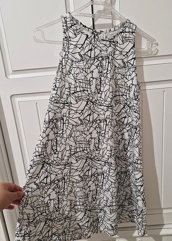 Diğer Beyaz Gri Desenli Midi Rahat Kesim Elbise