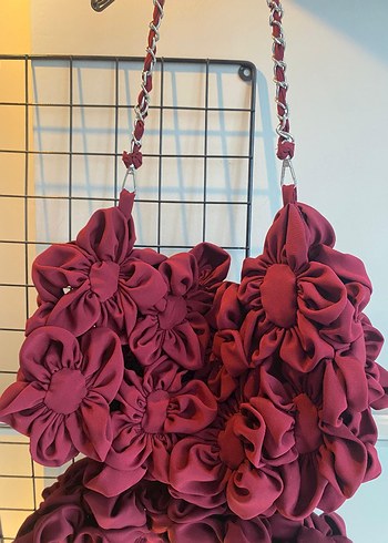 Beden Dikdörtgen Model Bordo 3 boyutlu Çiçek Desenli Kadın Çanta