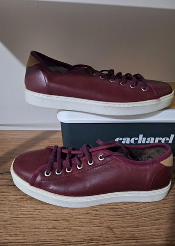 Golden Goose Deluxe Bordo Deri Sneaker Siklik Ve Rahatlik Bir Arada