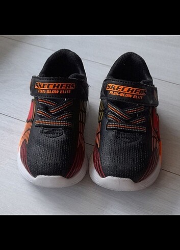 Skechers spor ayakkabi 