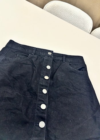 Düğmeli Siyah Denim Mini Etek - Görsel 3