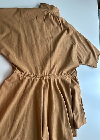 Bej düğmeli mini elbise - Görsel 2