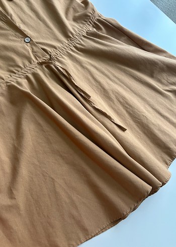 Bej düğmeli mini elbise - Görsel 5