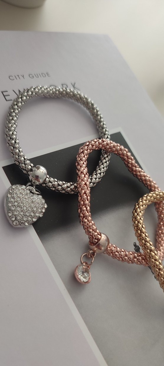 3'lü charmlı kadın bileklik - Görsel 2