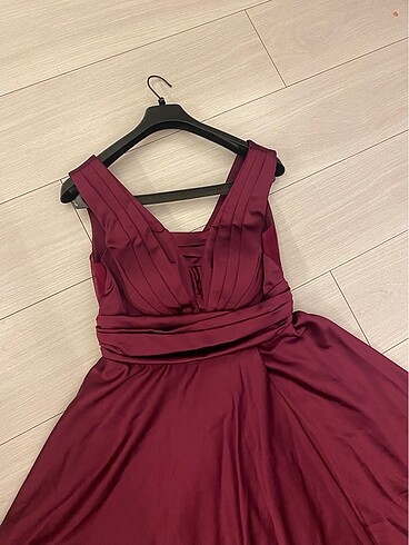 46 Beden Saten bordo Abiye