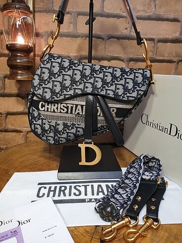 CRISTIAN DIOR