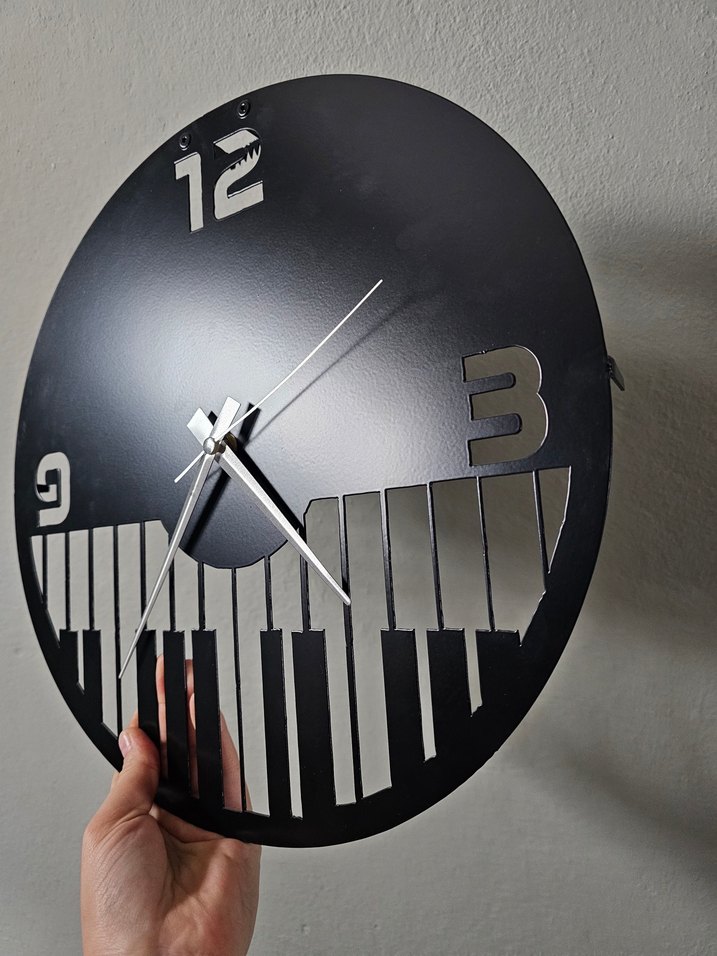 Piyano Tasarımlı Siyah Duvar Saati - Görsel 2