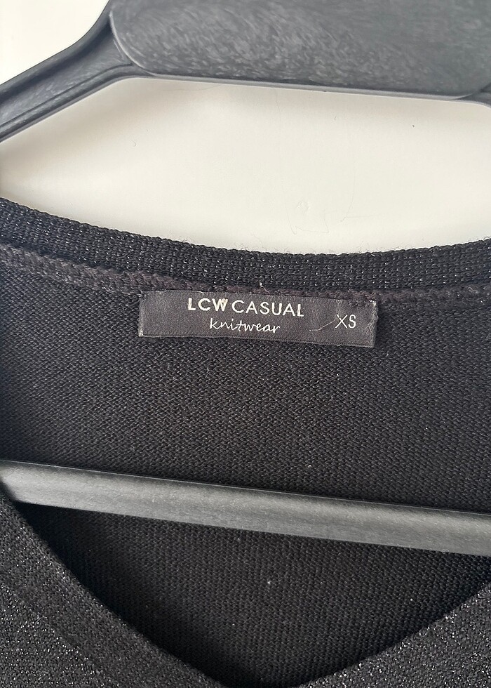 Omuz detaylı bluz - Görsel 4