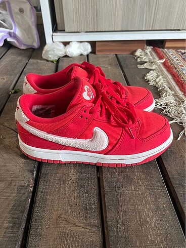 Nike Nike Kırmızı Pembe Ayakkabı