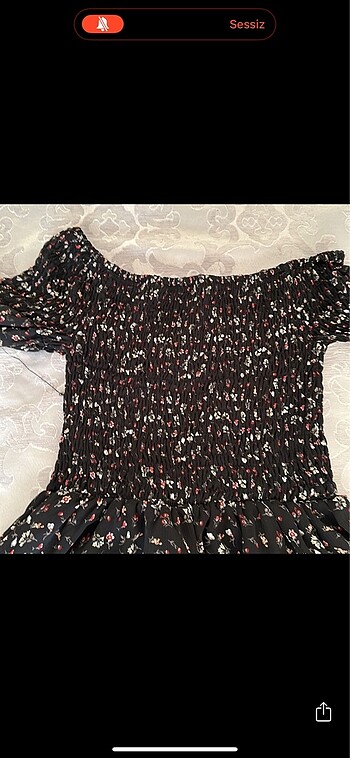 38 Beden Beli büzgülü çiçekli elbise