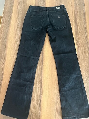 28 Beden siyah Renk RED APPLE JEAN