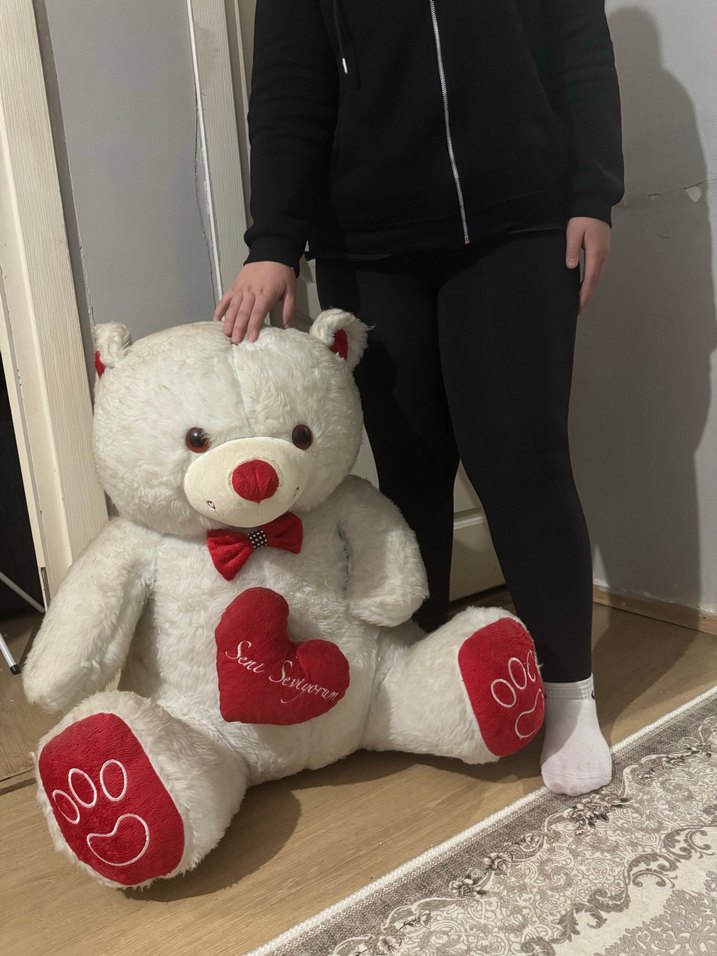 Kırmızı Kalpli Beyaz Peluş Ayı - Görsel 3