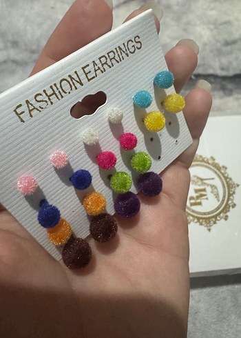 Renkli Boncuklu Mini Kadın Küpeler - Görsel 2