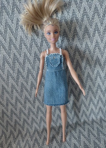 Barbie Bebek Kıyafetleri ve Çanta Seti - Görsel 4