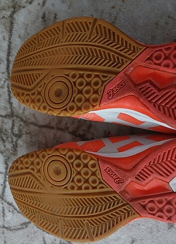 40 Beden pembe Renk Asics voleybol ayakkabısı