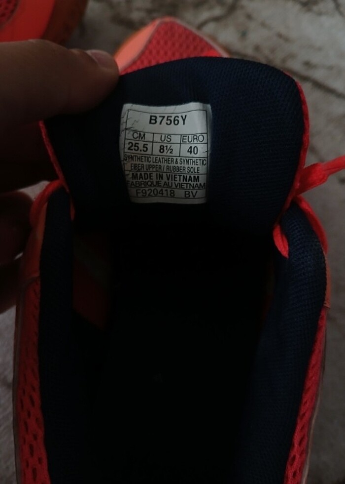 Asics voleybol ayakkabısı - Görsel 2