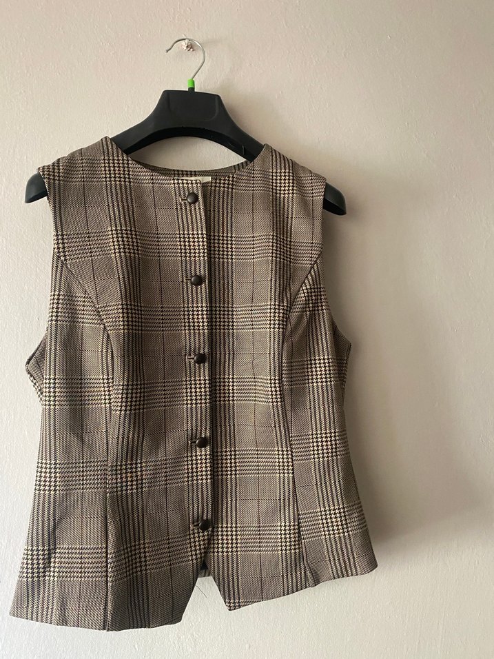 Vücuda oturan yelek - Görsel 4