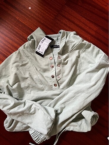 Sweatshirt