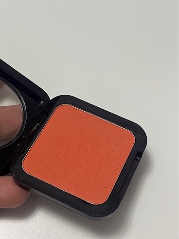 NYX Allık